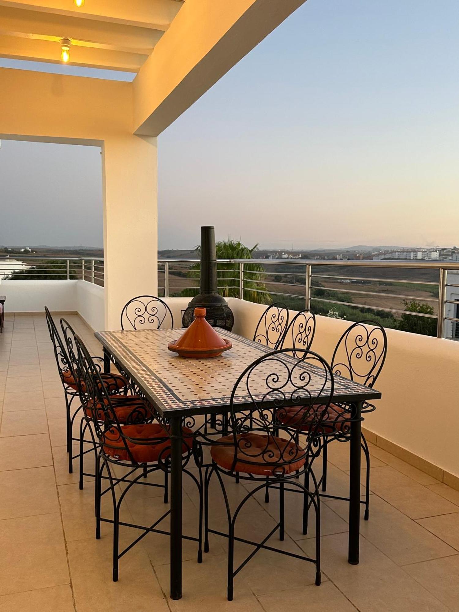 Asilah Vip - Haut Standing - Vue Mer - Piscines - Plage A 5 Minute - Garage Privee - Acces Pmr Extérieur photo