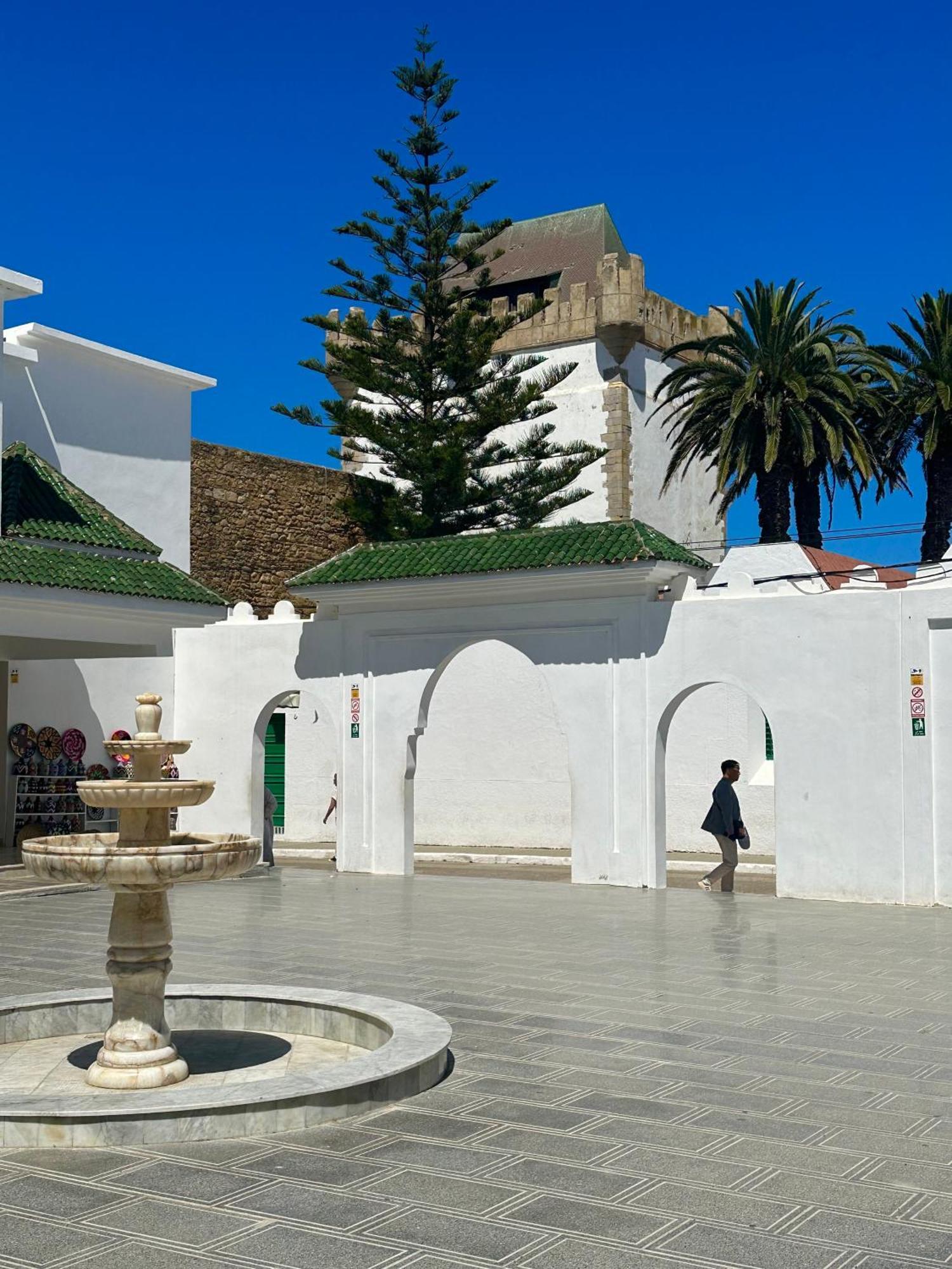 Asilah Vip - Haut Standing - Vue Mer - Piscines - Plage A 5 Minute - Garage Privee - Acces Pmr Extérieur photo
